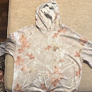 Leaf Pattern Hoodie